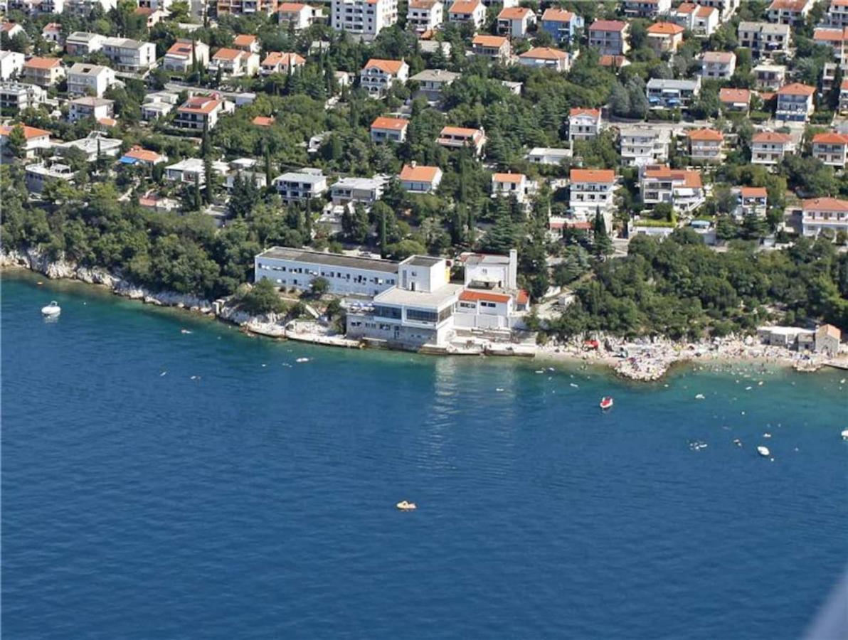 Apartments Simona Цриквеница Экстерьер фото